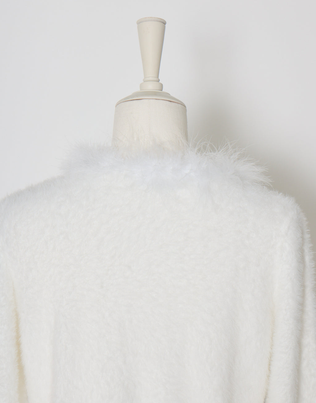 mellfy memory Fluffy pom-pom ribbon knit cardigan
