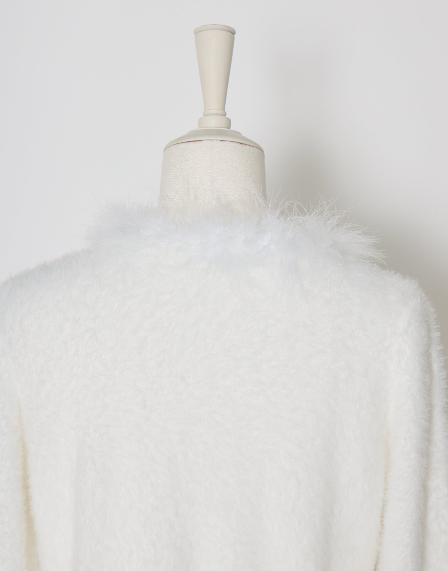 mellfy memory Fluffy pom-pom ribbon knit cardigan