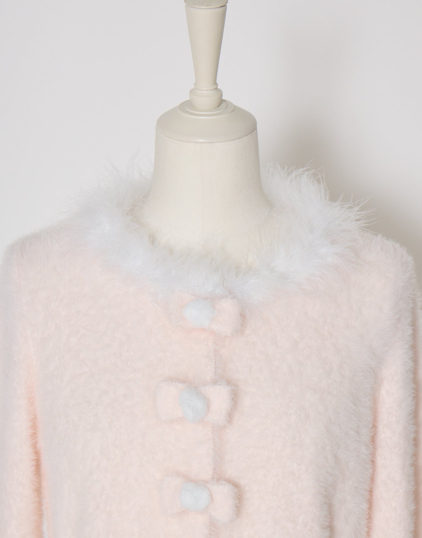 mellfy memory Fluffy pom-pom ribbon knit cardigan