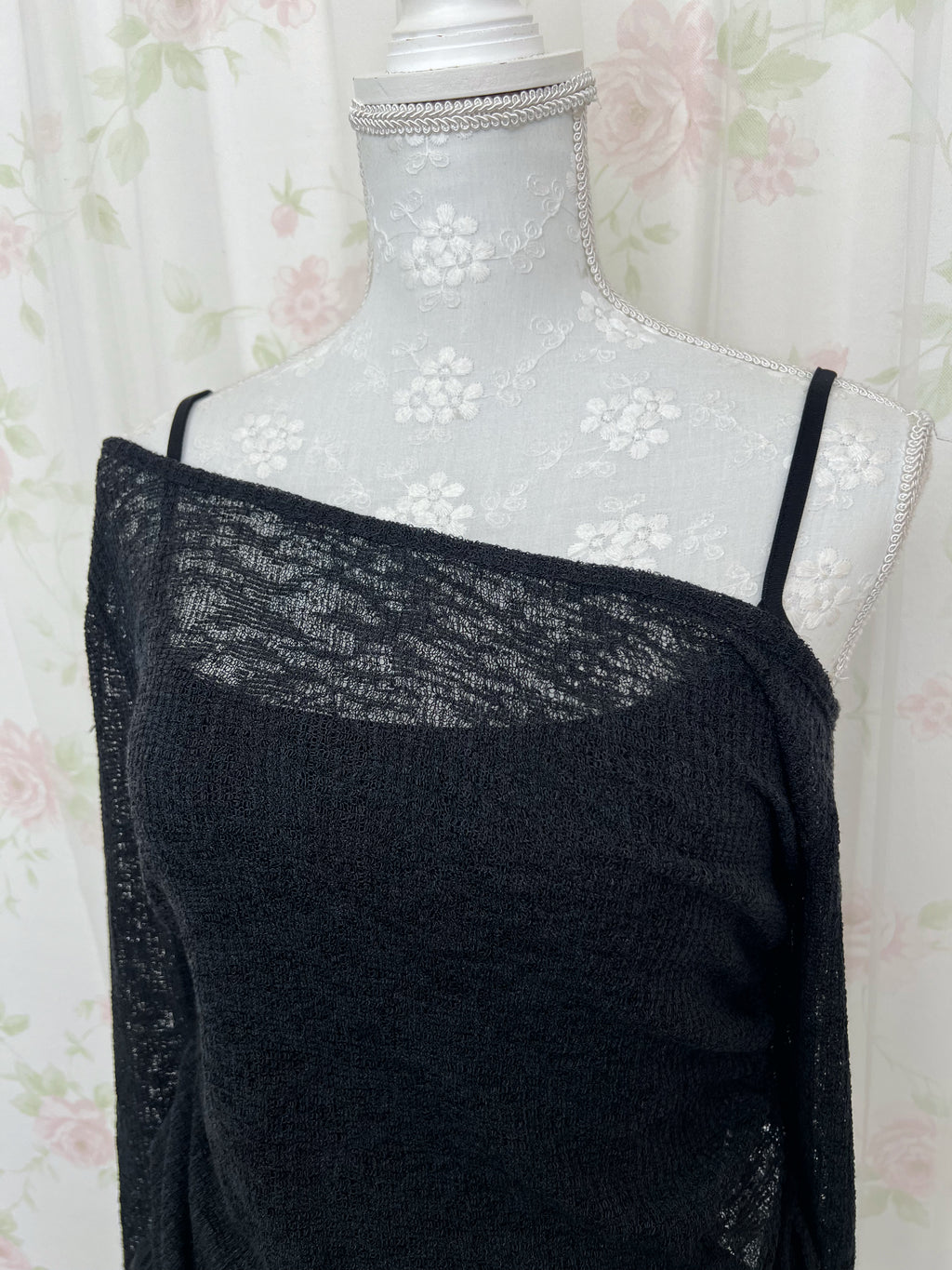 One Shoulder Knit Lace Camisole Set (Black)
