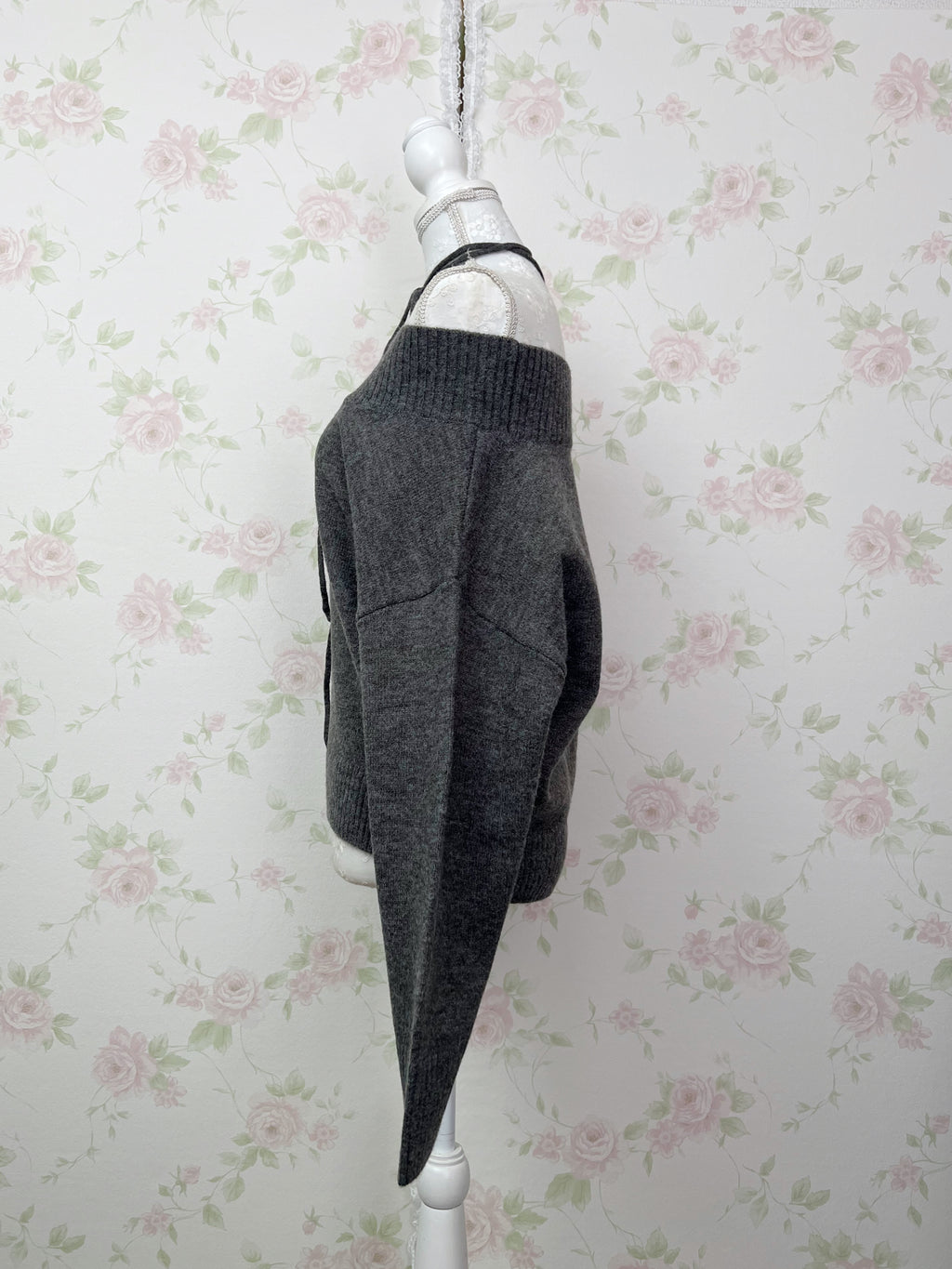 Choker Off Soulder Sweater (Dark Gray)