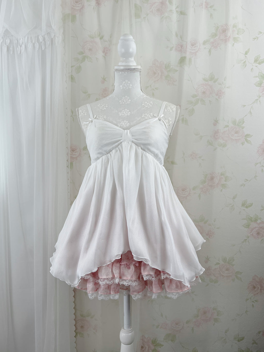 (Pre-order) Evori Glow White Lotus Camisole
