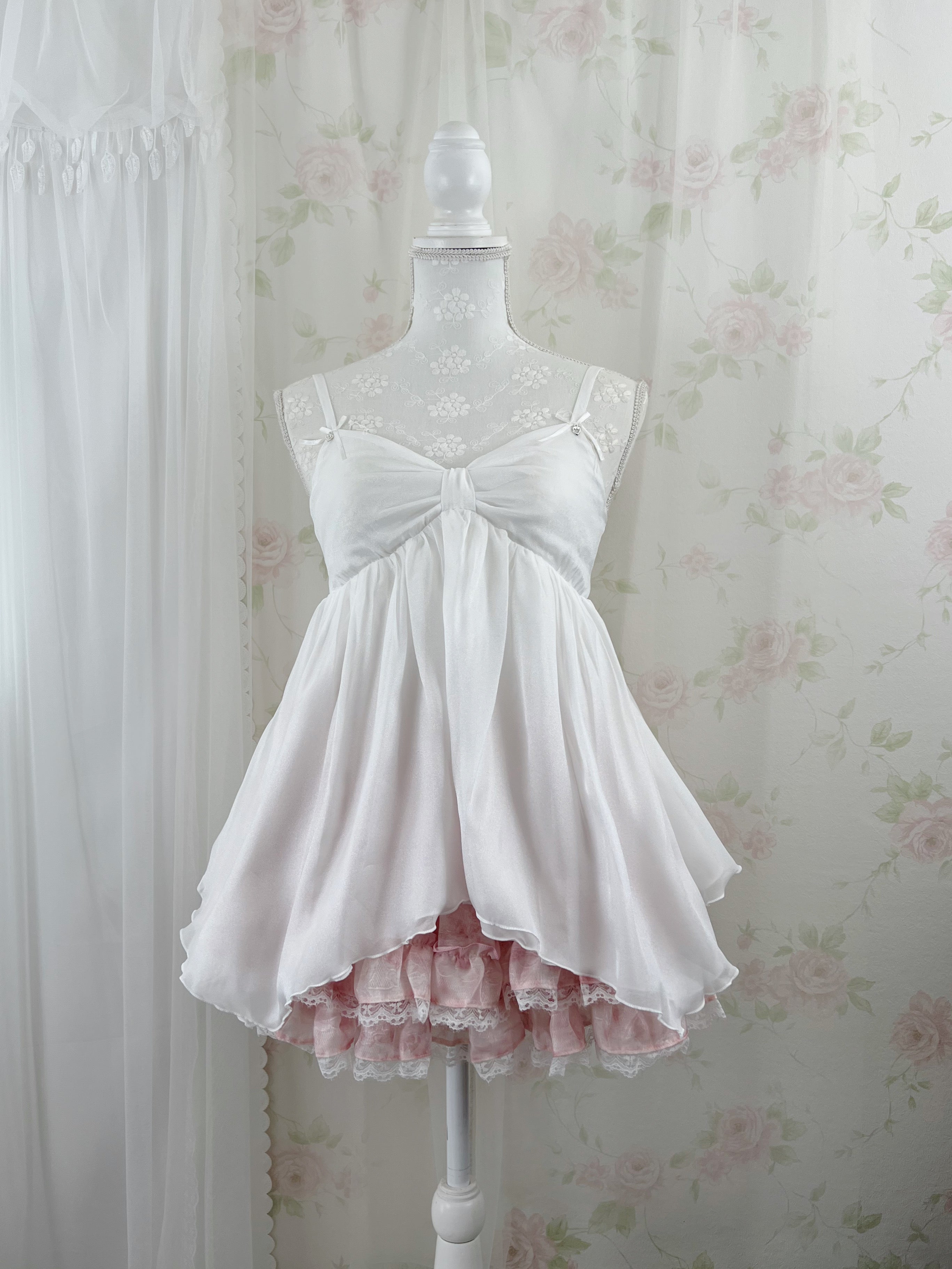 (Pre-order) Evori Glow White Lotus Camisole