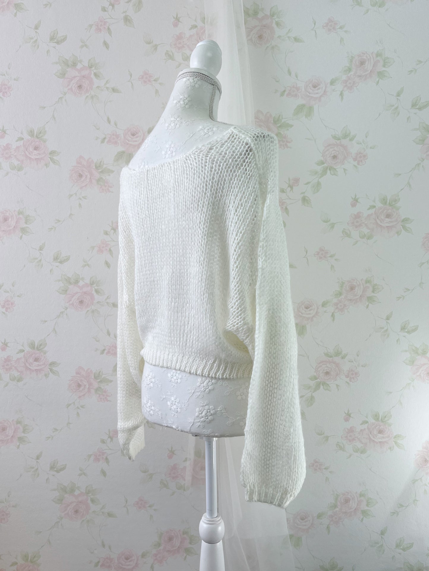 GRL Soft Loose Gyaru Sweater (Ivory)