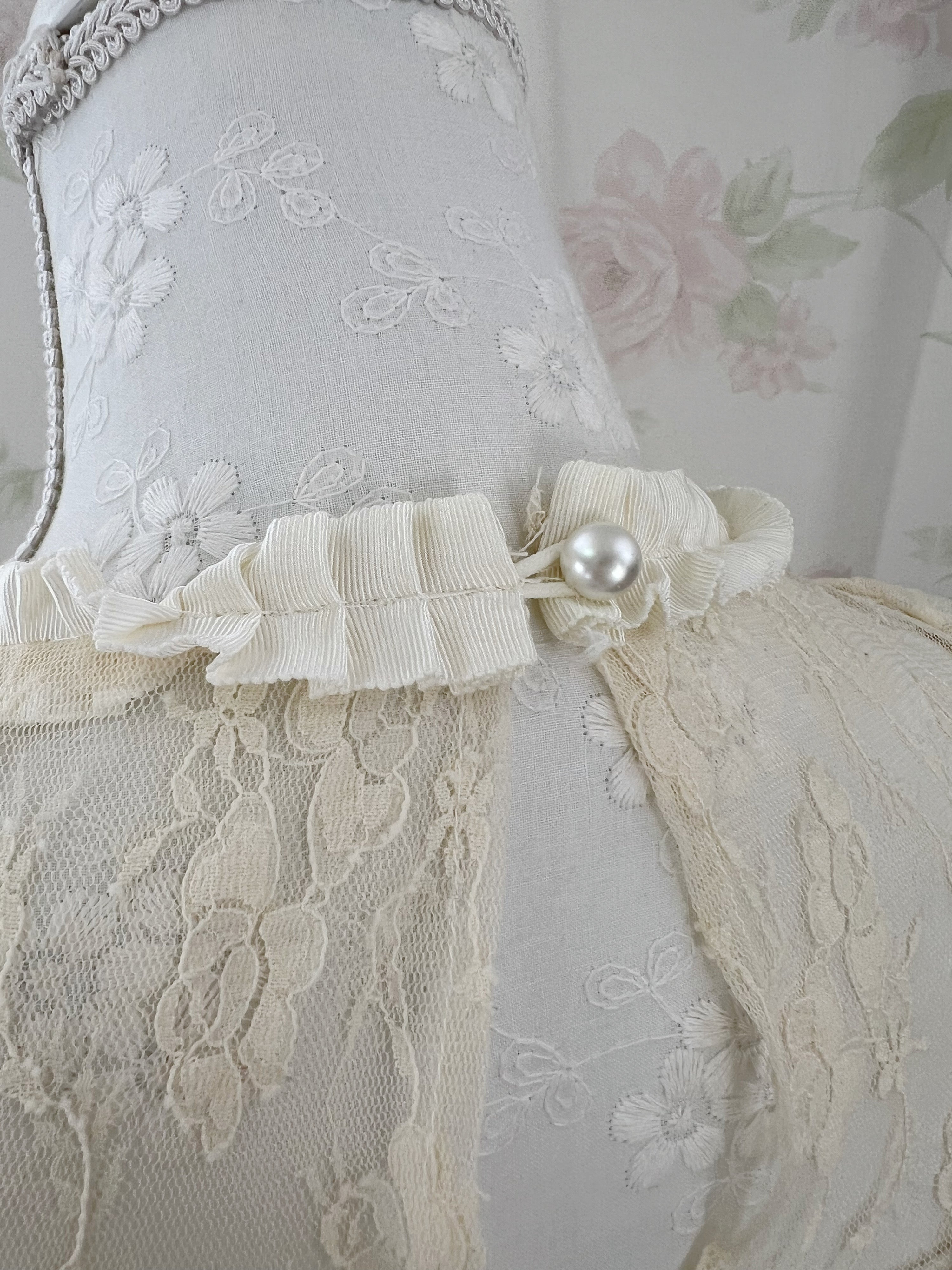 An MILLE Front Lace Top (Ivory)
