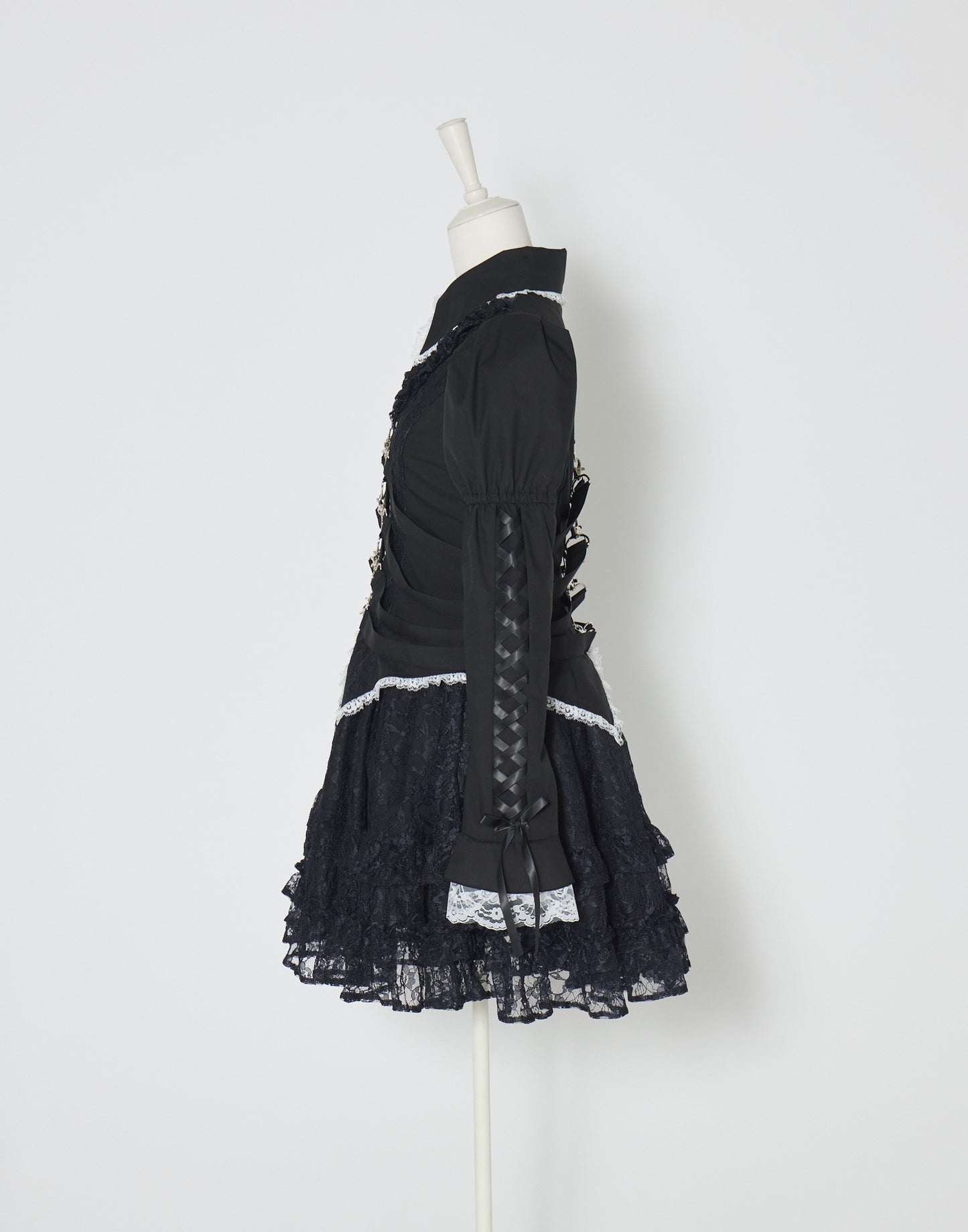 AVENCHUMU magical girl bone one-piece