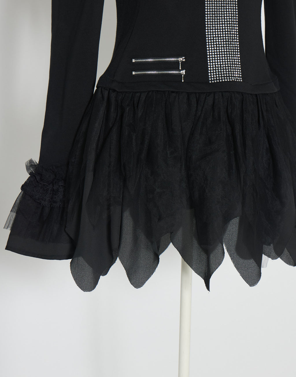 AVENCHUMU Rhinestone cross chiffon hem one-piece