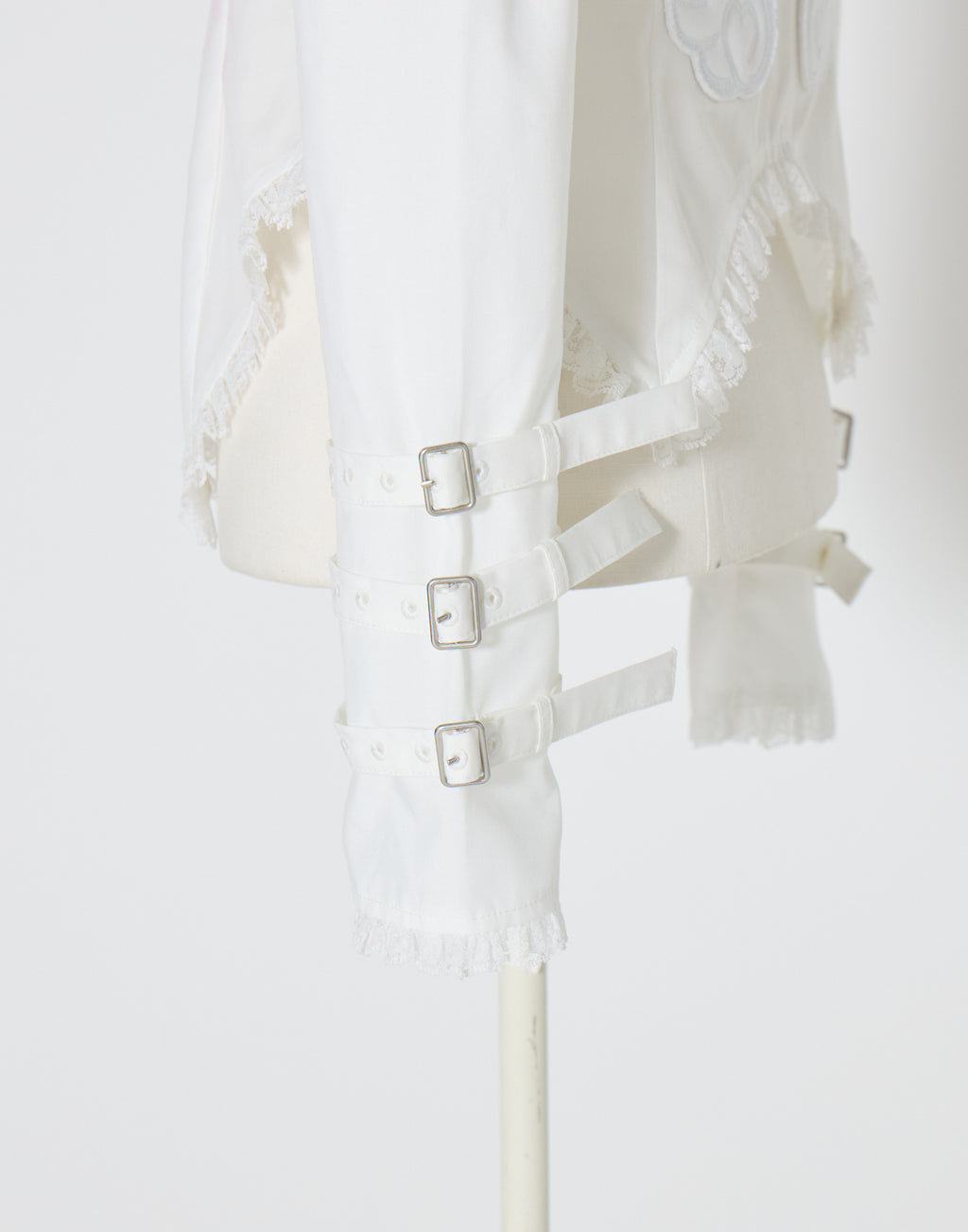 AVENCHUMU little angel frill blouse