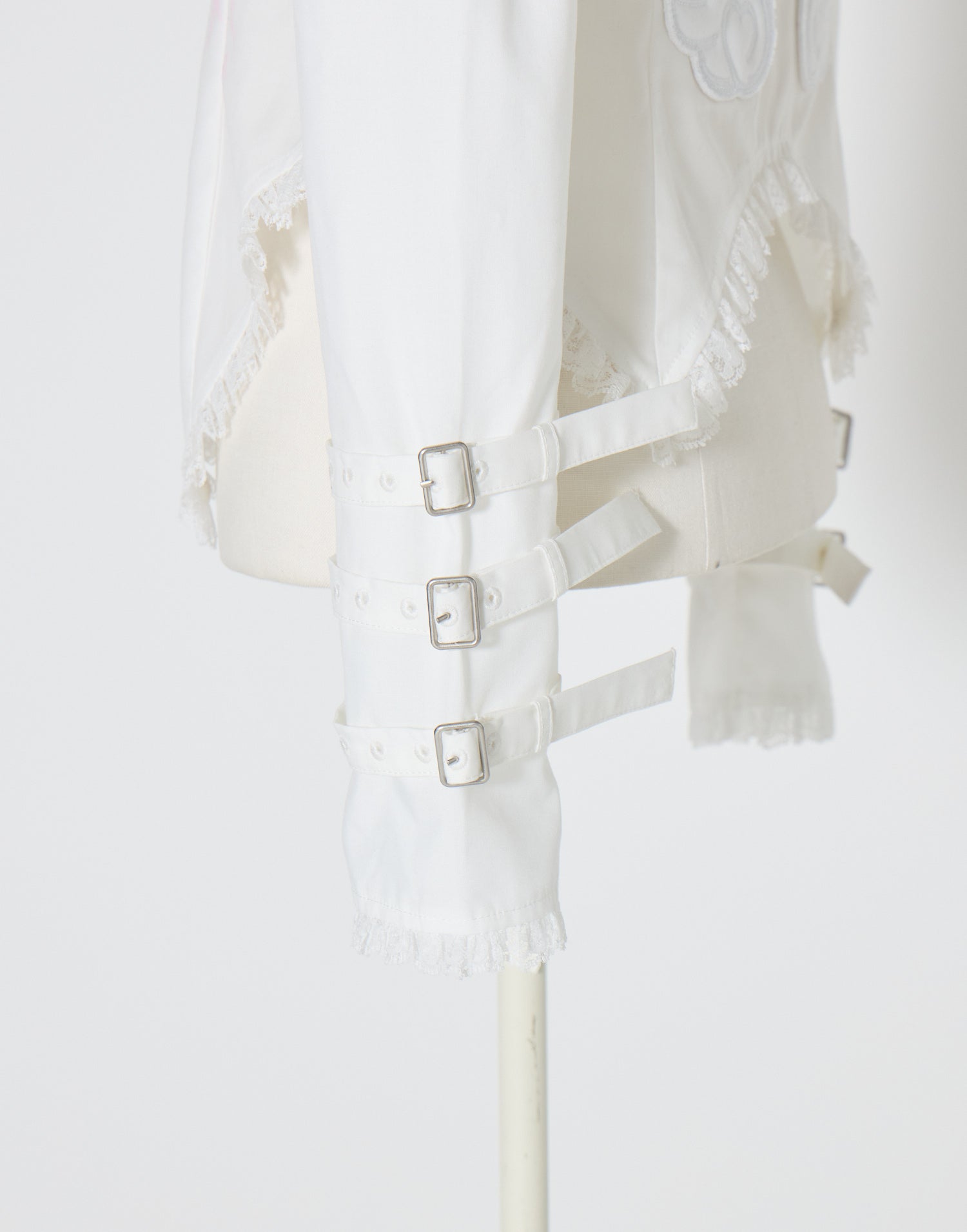 AVENCHUMU little angel frill blouse