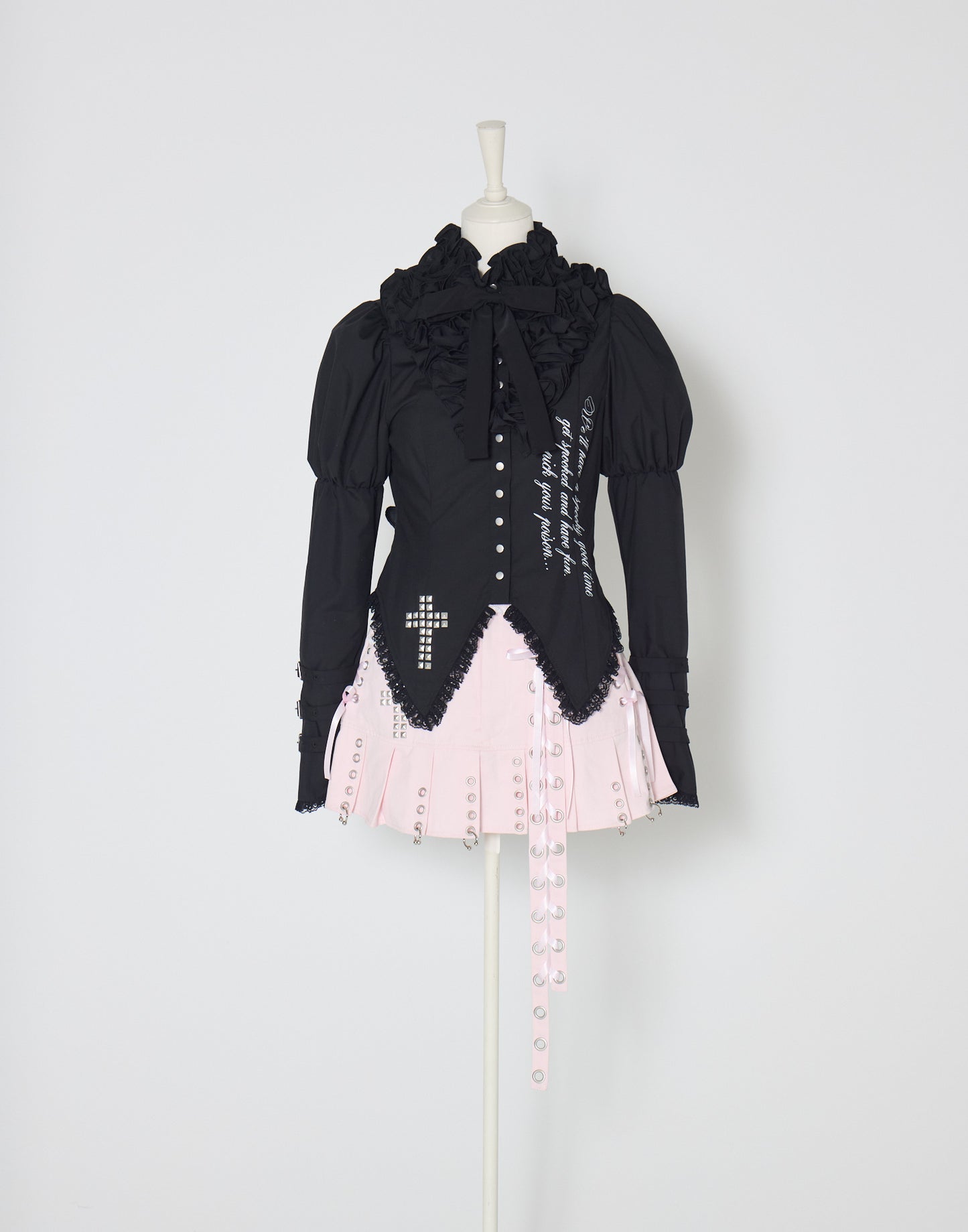 AVENCHUMU side lace up pierce pleated skirt