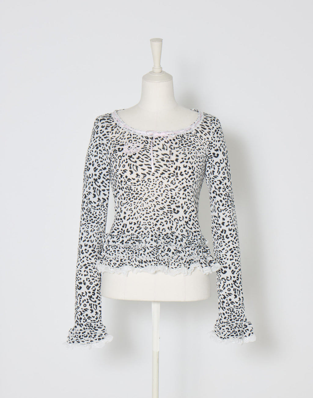 AVENCHUMU Brass knuckle long sleeve frill tops