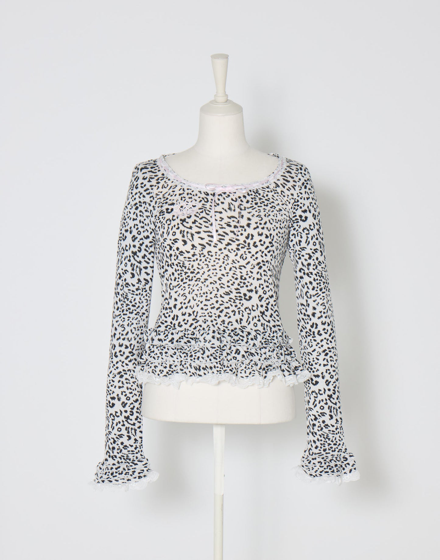 AVENCHUMU Brass knuckle long sleeve frill tops