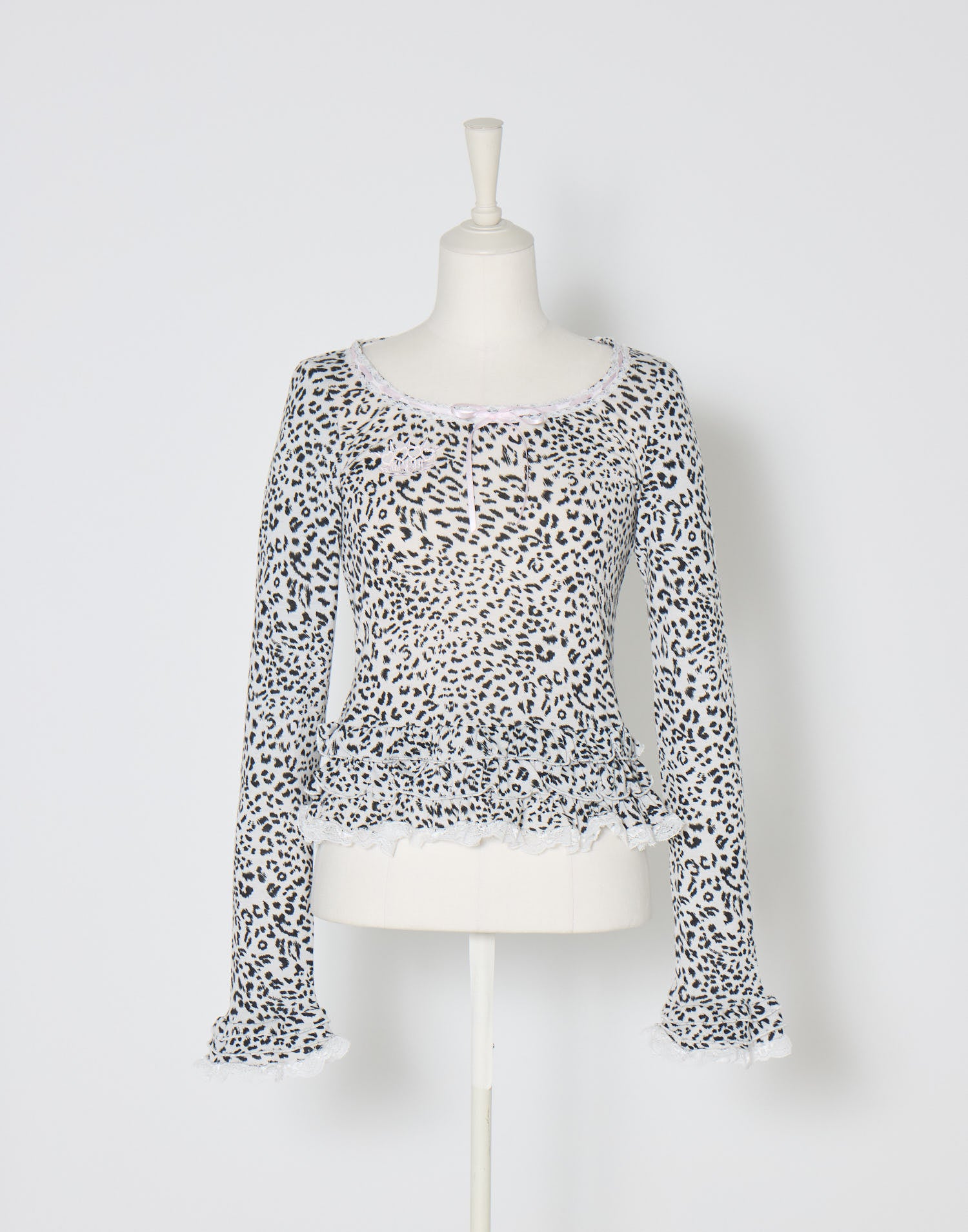 AVENCHUMU Brass knuckle long sleeve frill tops