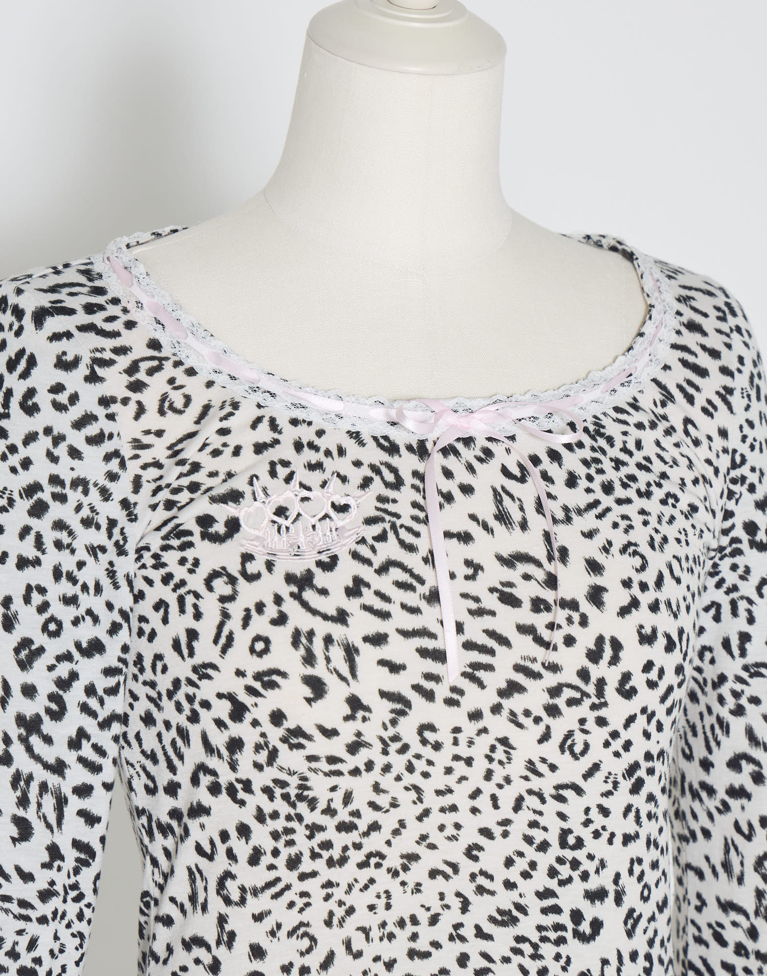 AVENCHUMU Brass knuckle long sleeve frill tops