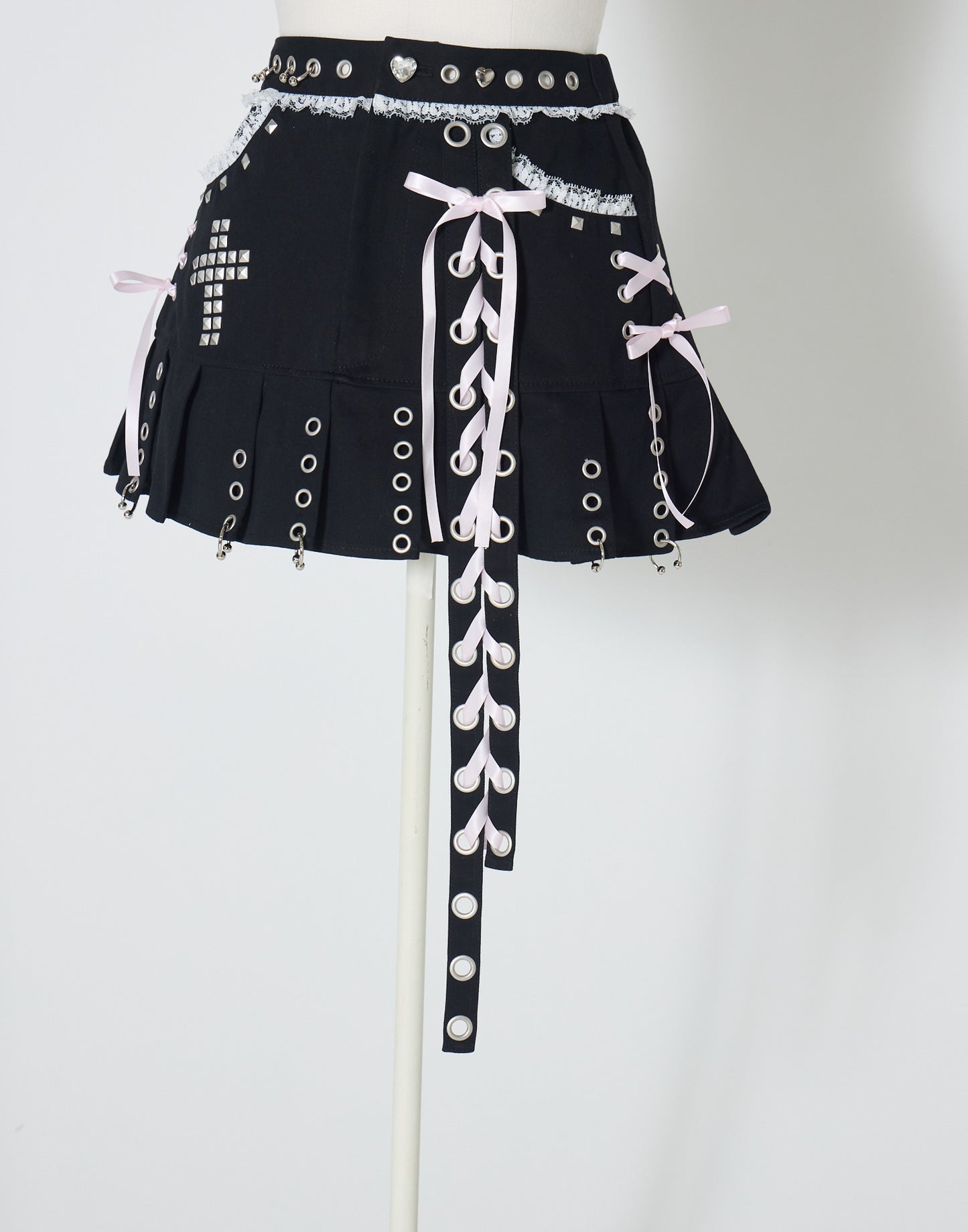 AVENCHUMU side lace up pierce pleated skirt