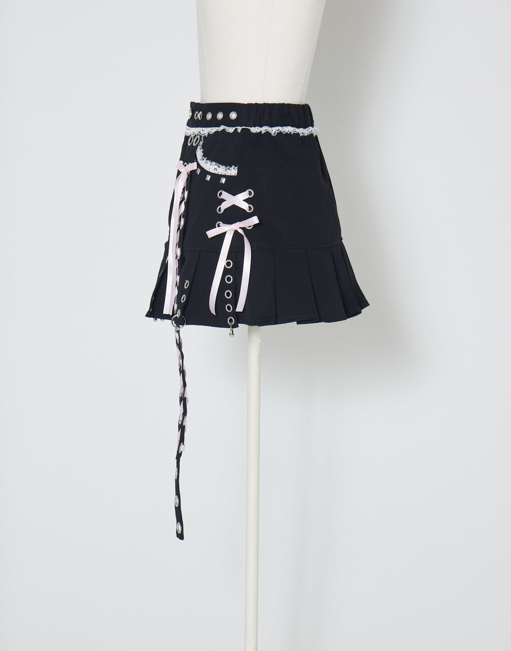 AVENCHUMU side lace up pierce pleated skirt