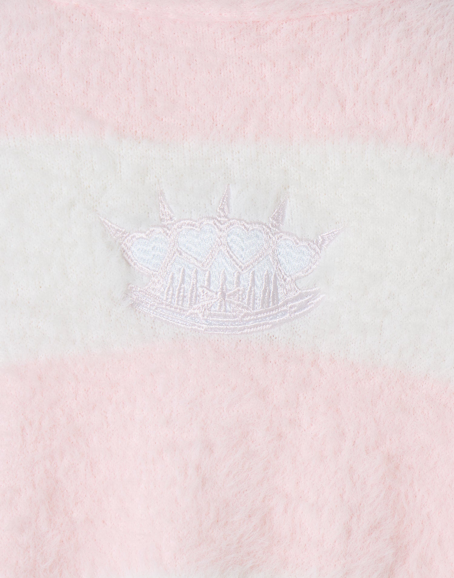 AVENCHUMU Pierced brass knuckles border shaggy knit cardbigan