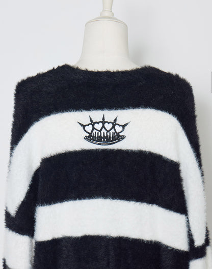 AVENCHUMU Pierced brass knuckles border shaggy knit cardbigan