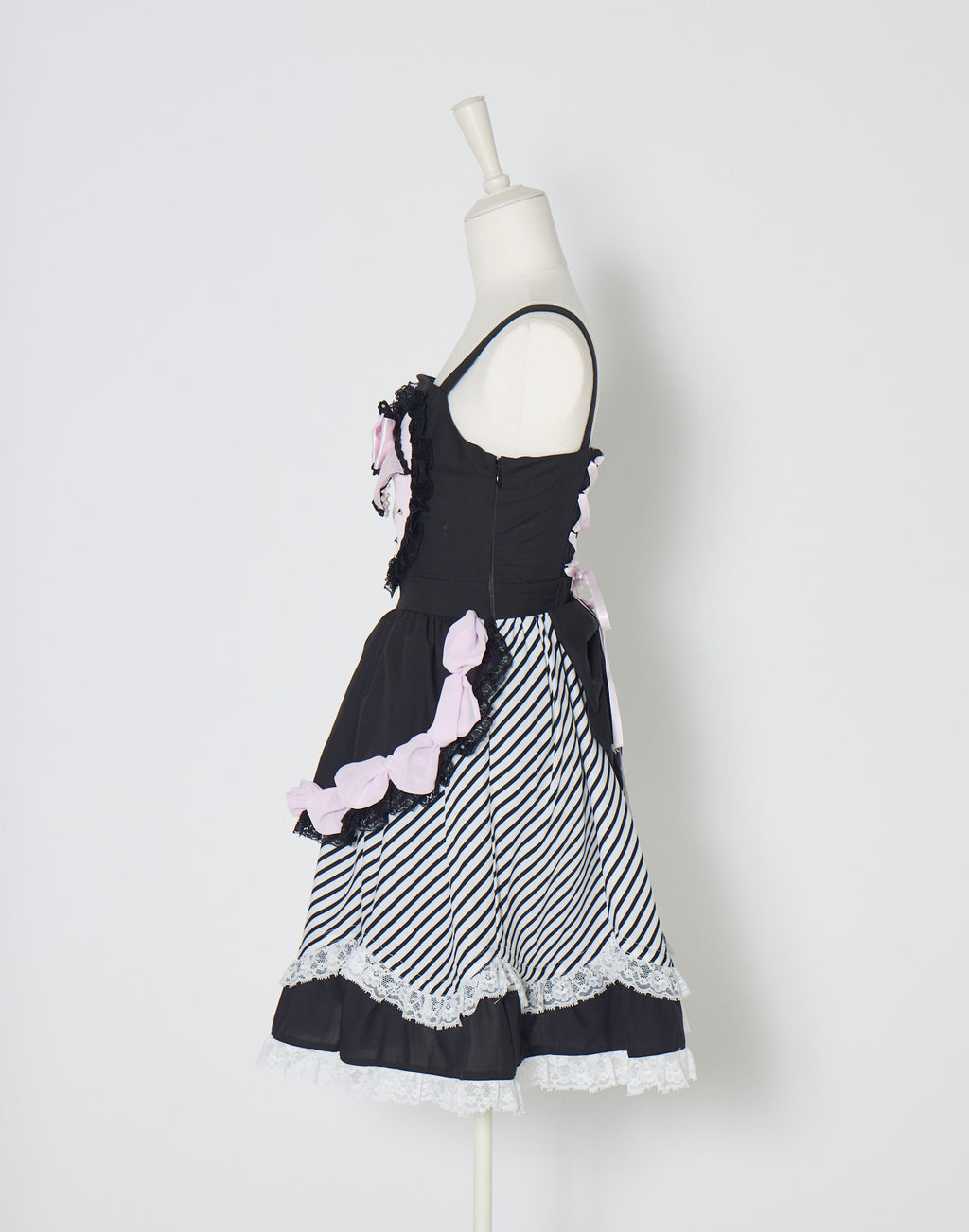 AVENCHUMU Love heart's cake angel one piece