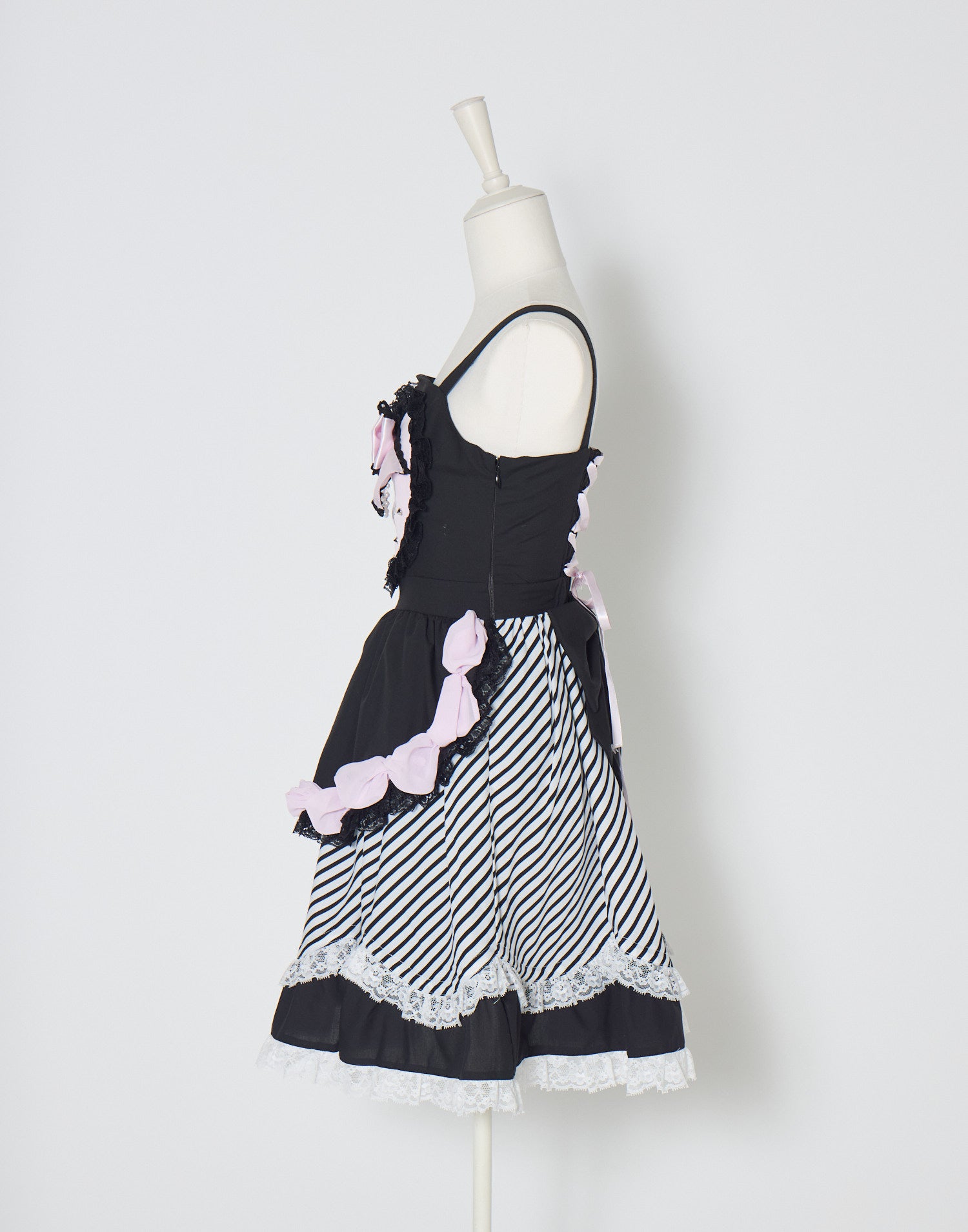 AVENCHUMU Love heart's cake angel one piece