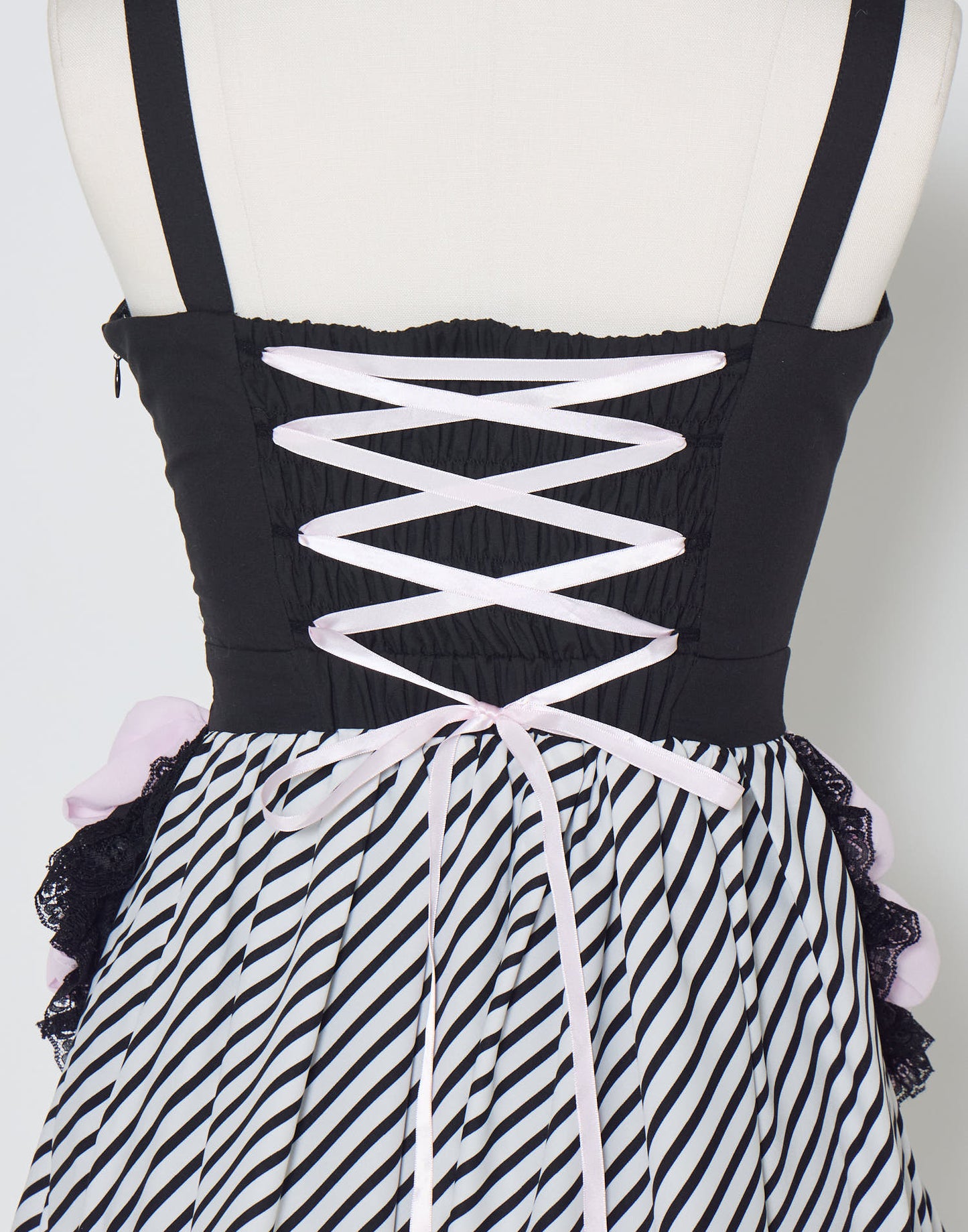 AVENCHUMU Love heart's cake angel one piece