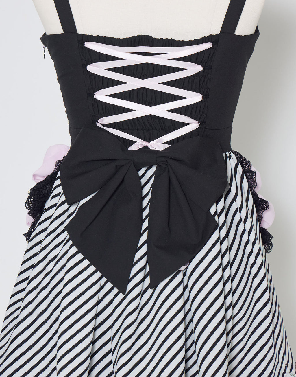 AVENCHUMU Love heart's cake angel one piece