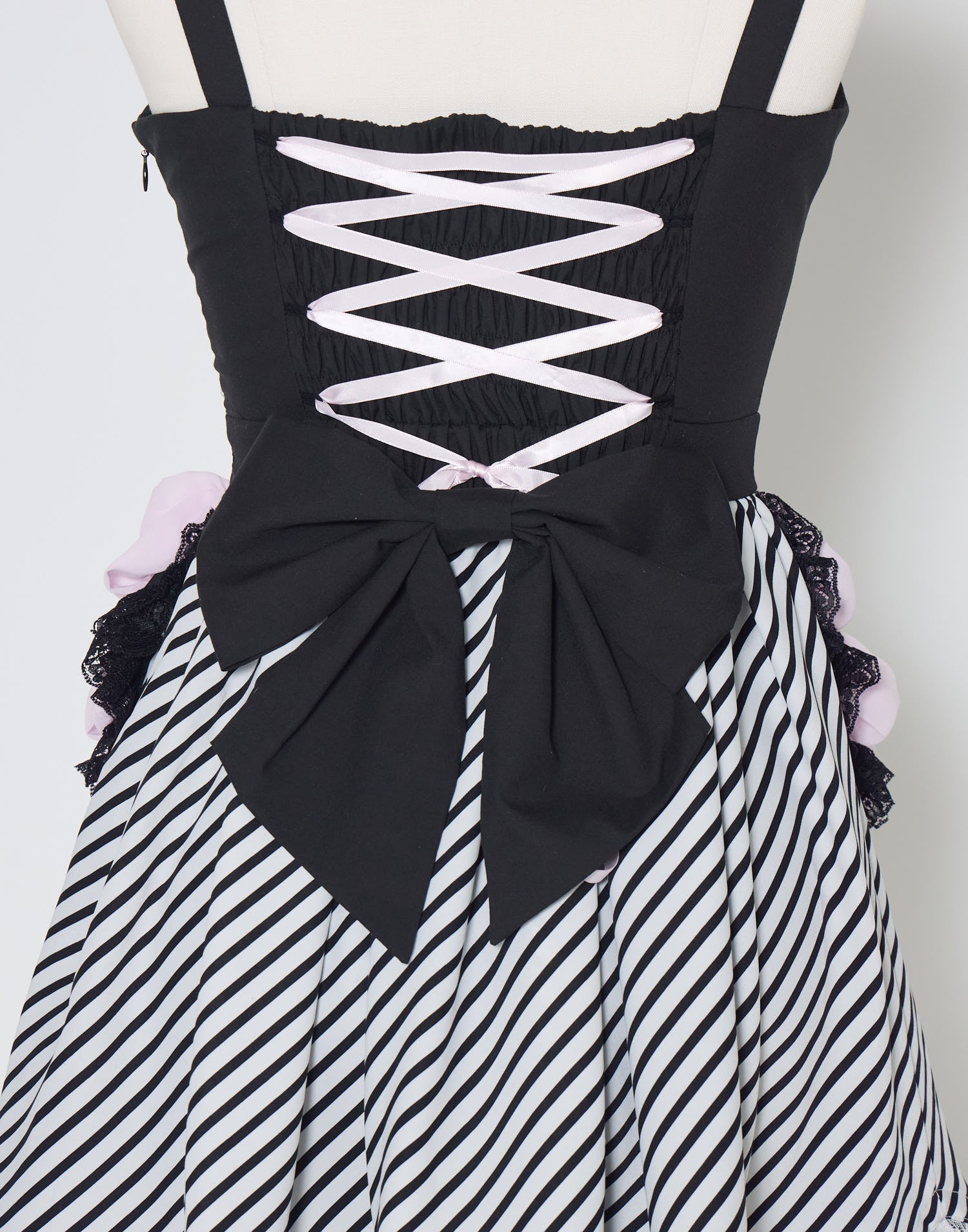 AVENCHUMU Love heart's cake angel one piece