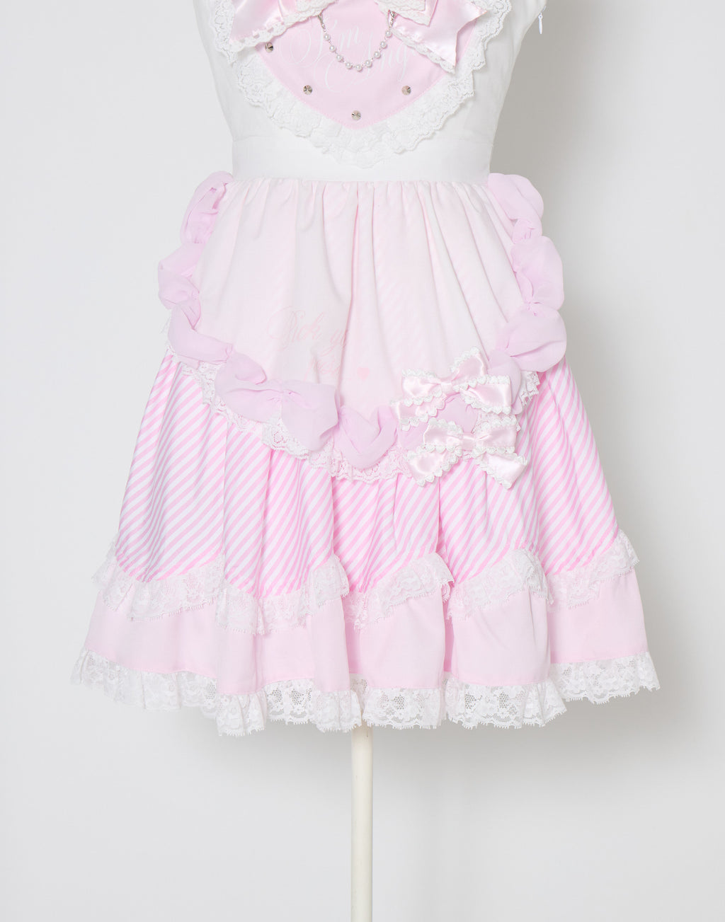 AVENCHUMU Love heart's cake angel one piece