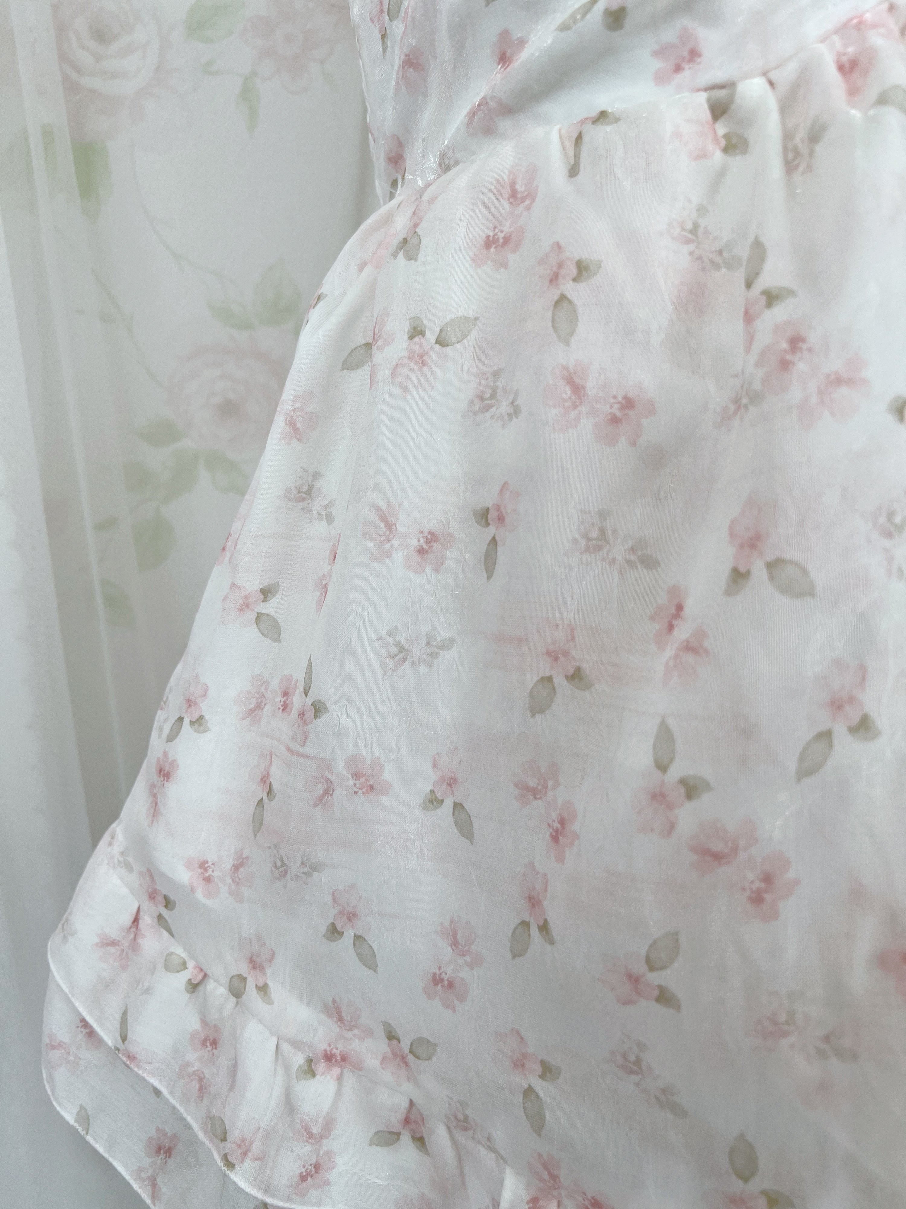 (Pre-order) Evori Glow Floral Camisole