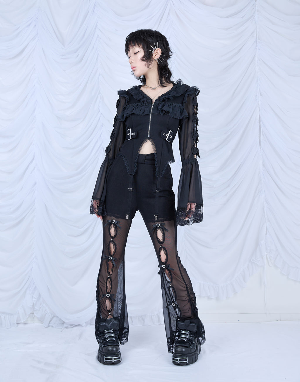 AVENCHUMU Flared sleeve ribbon and frill zip tops