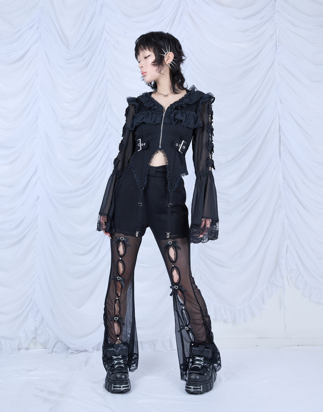 AVENCHUMU Flared sleeve ribbon and frill zip tops