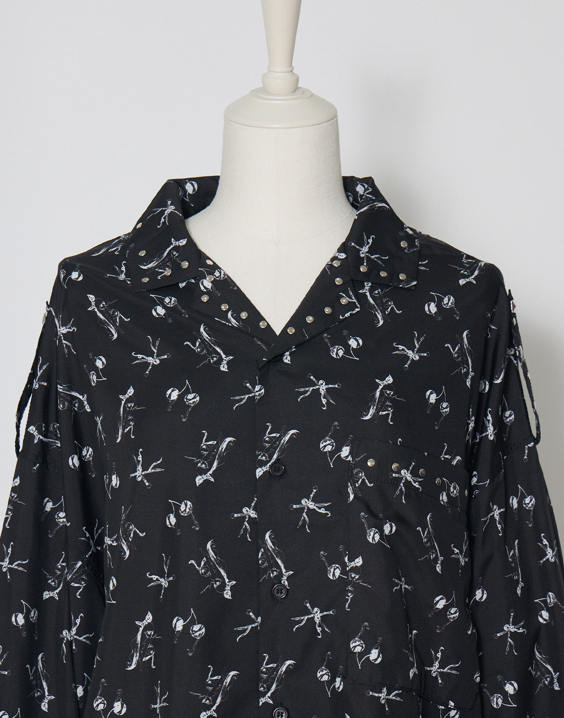 AVENCHUMU ERICO collaboration illustration oversized shirt