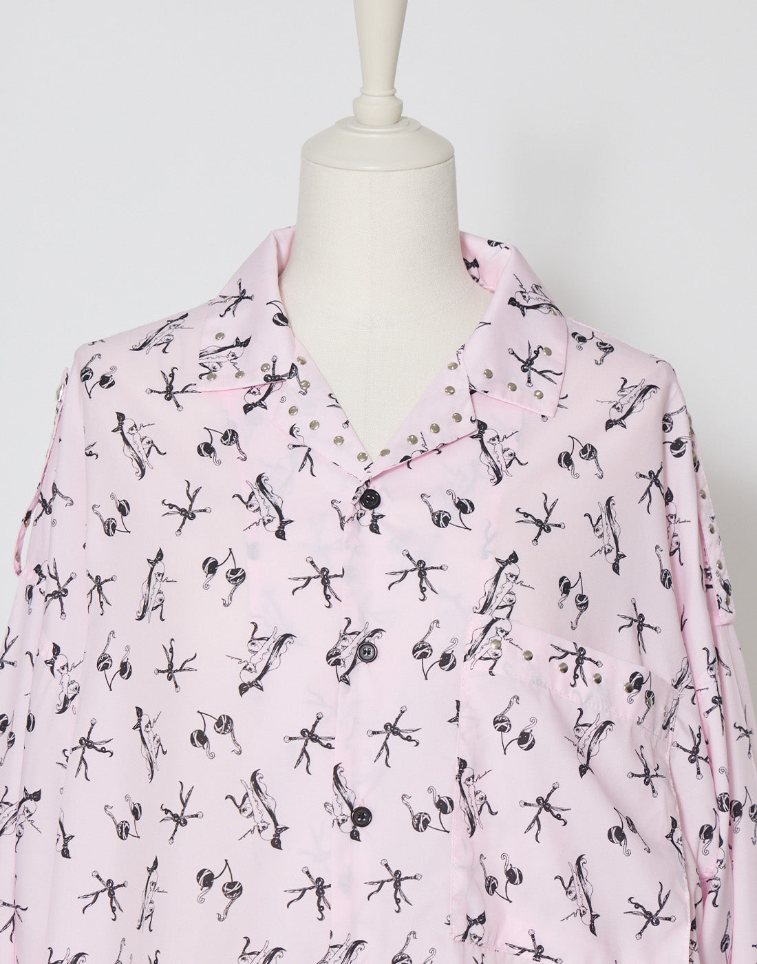 AVENCHUMU ERICO collaboration illustration oversized shirt