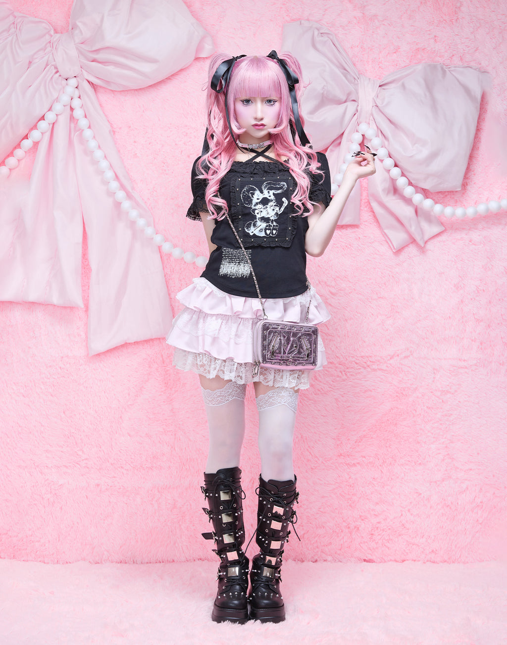 AVENCHUMU ValentineBunny print lace frame t-shirt