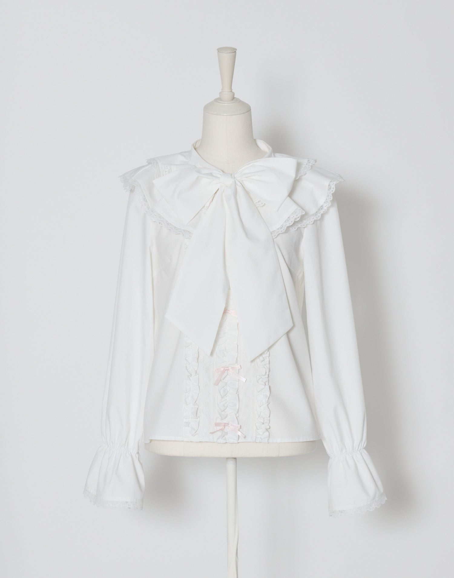 mellfy memory Sugar lace ribbon tie blouse