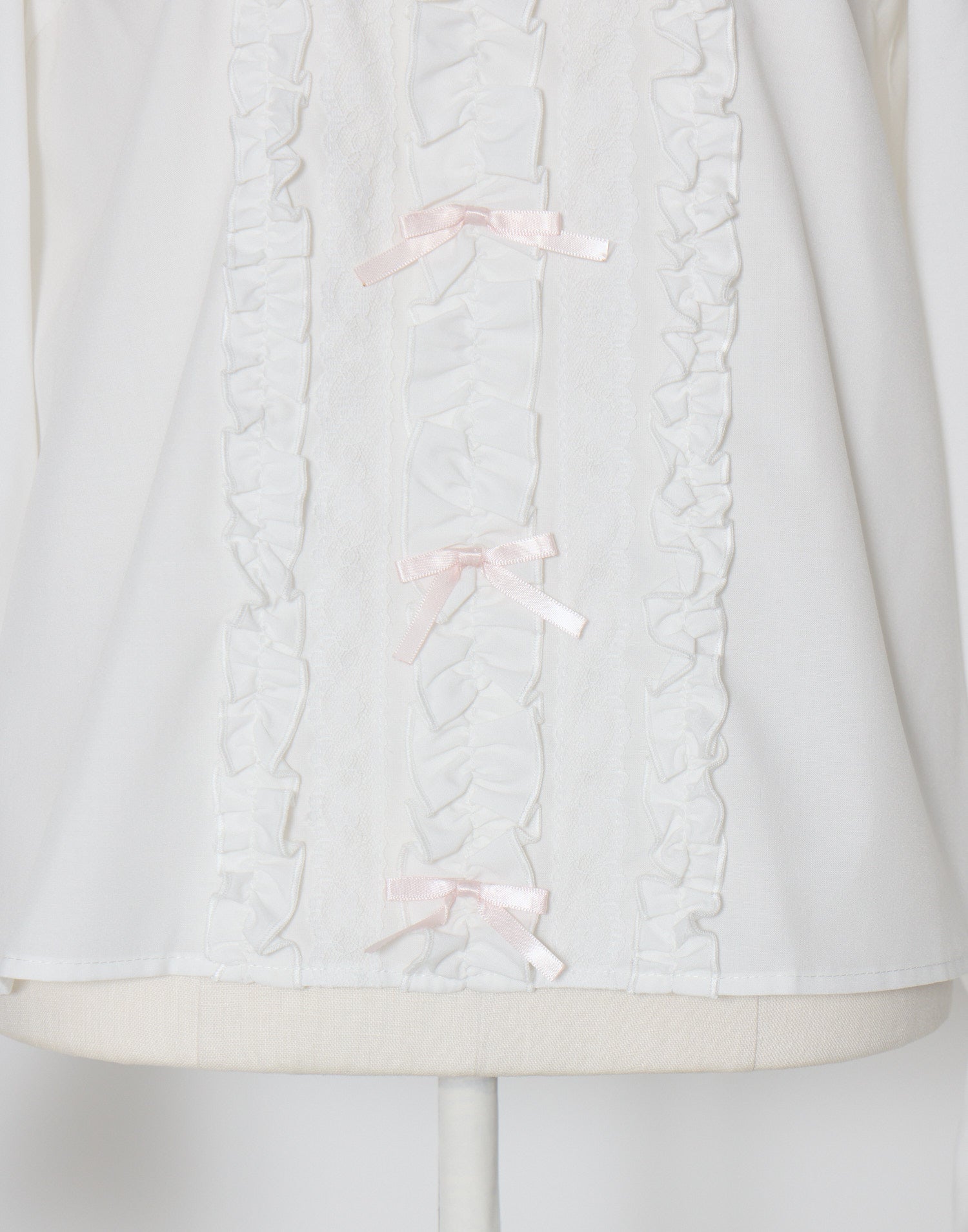 mellfy memory Sugar lace ribbon tie blouse