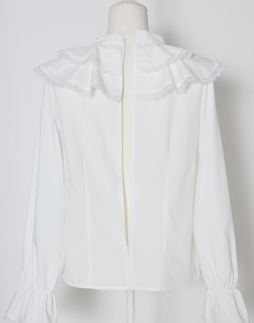 mellfy memory Sugar lace ribbon tie blouse