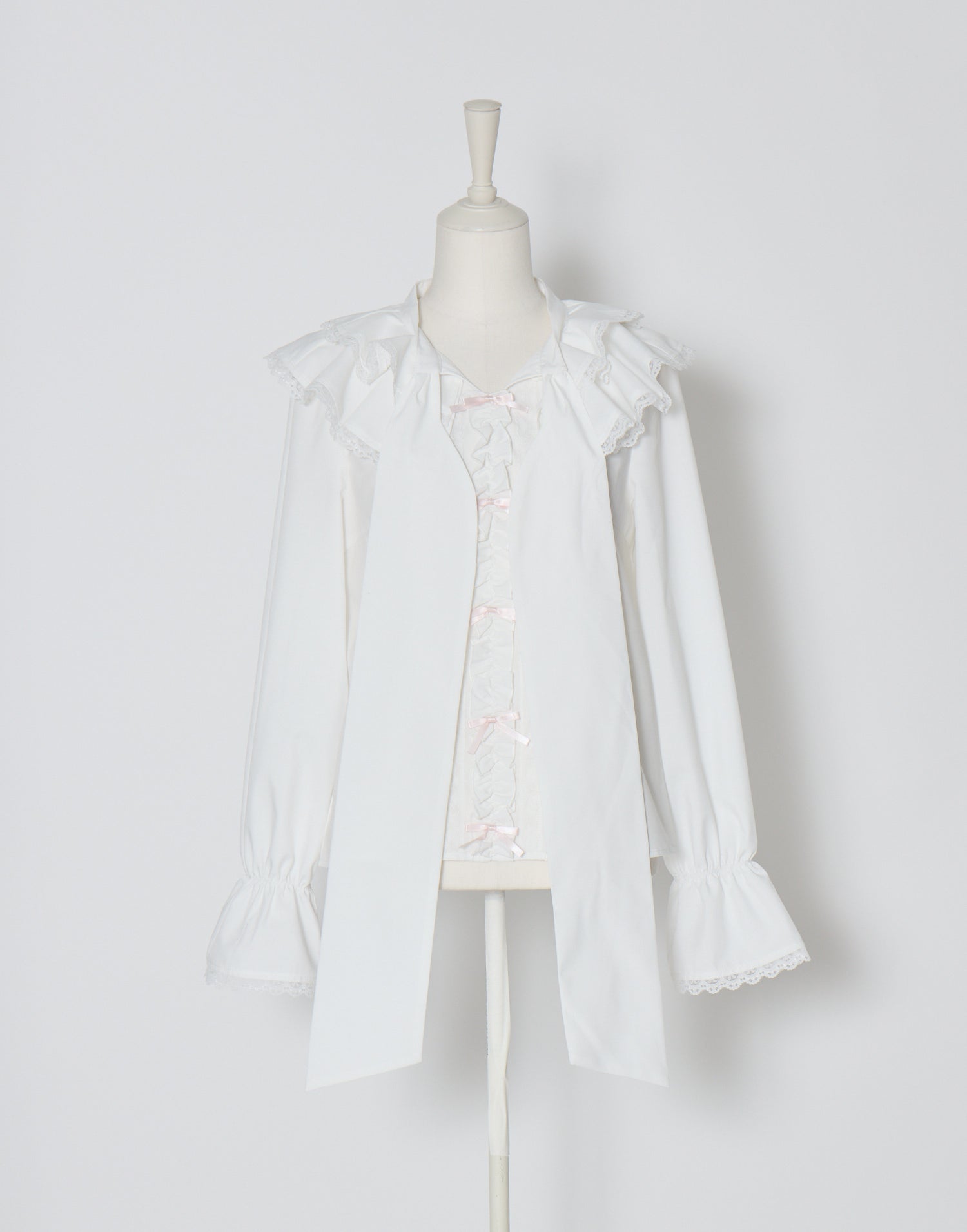 mellfy memory Sugar lace ribbon tie blouse