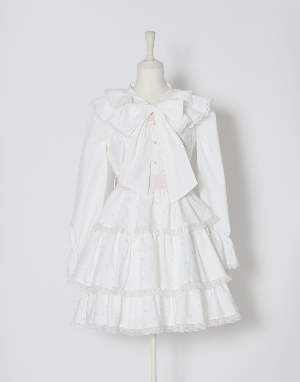 mellfy memory Sugar lace ribbon tie blouse