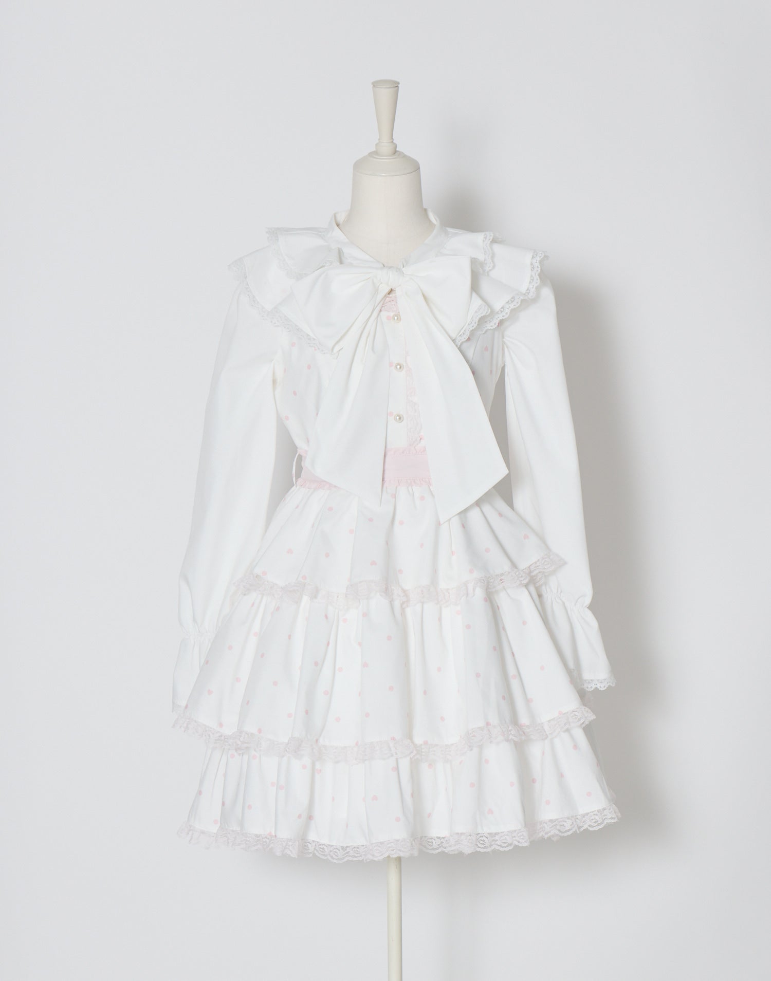 mellfy memory Sugar lace ribbon tie blouse