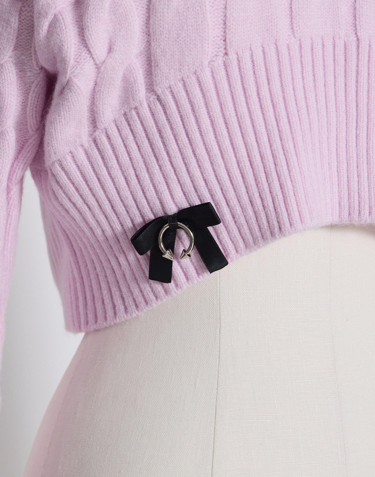 AVENCHUMU Brass knuckle cable knit tops