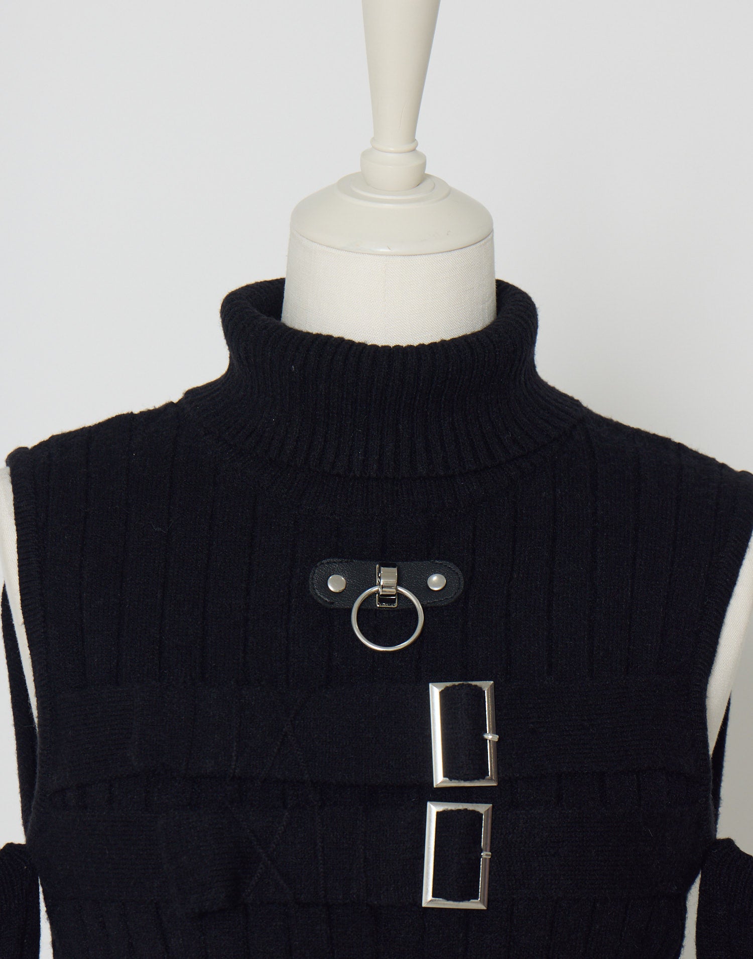 AVENCHUMU Belt & zip arm warmers knit one-piece