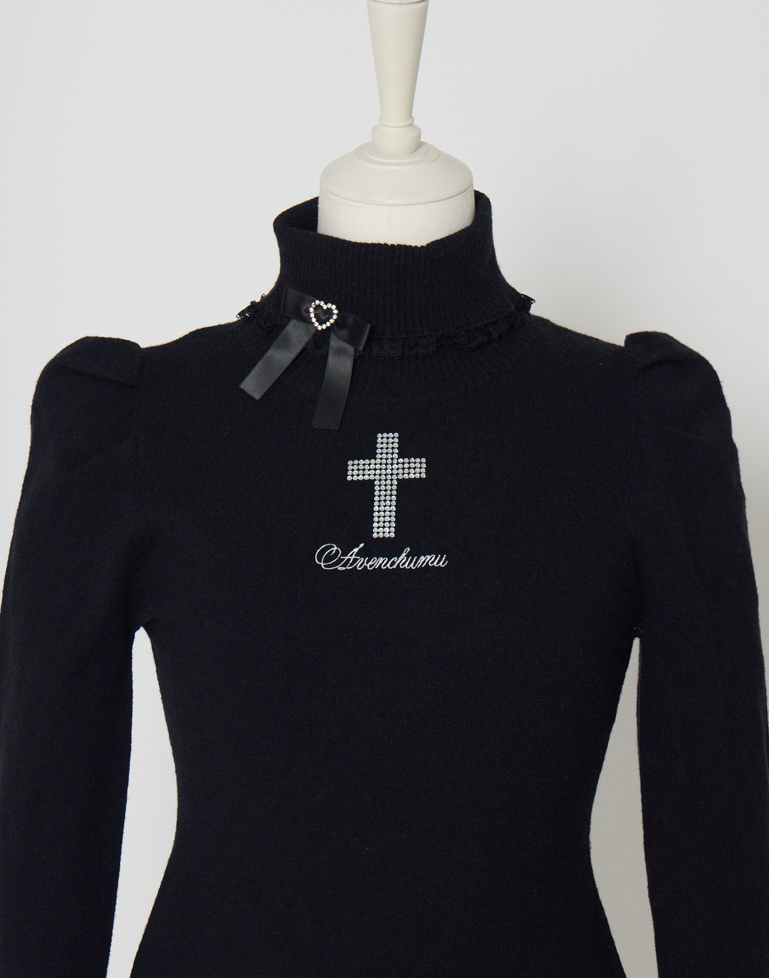 AVENCHUMU Angel feather knit one-piece