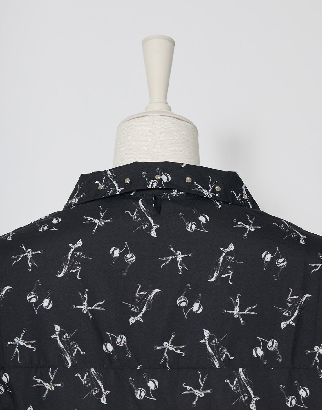 AVENCHUMU ERICO collaboration illustration oversized shirt