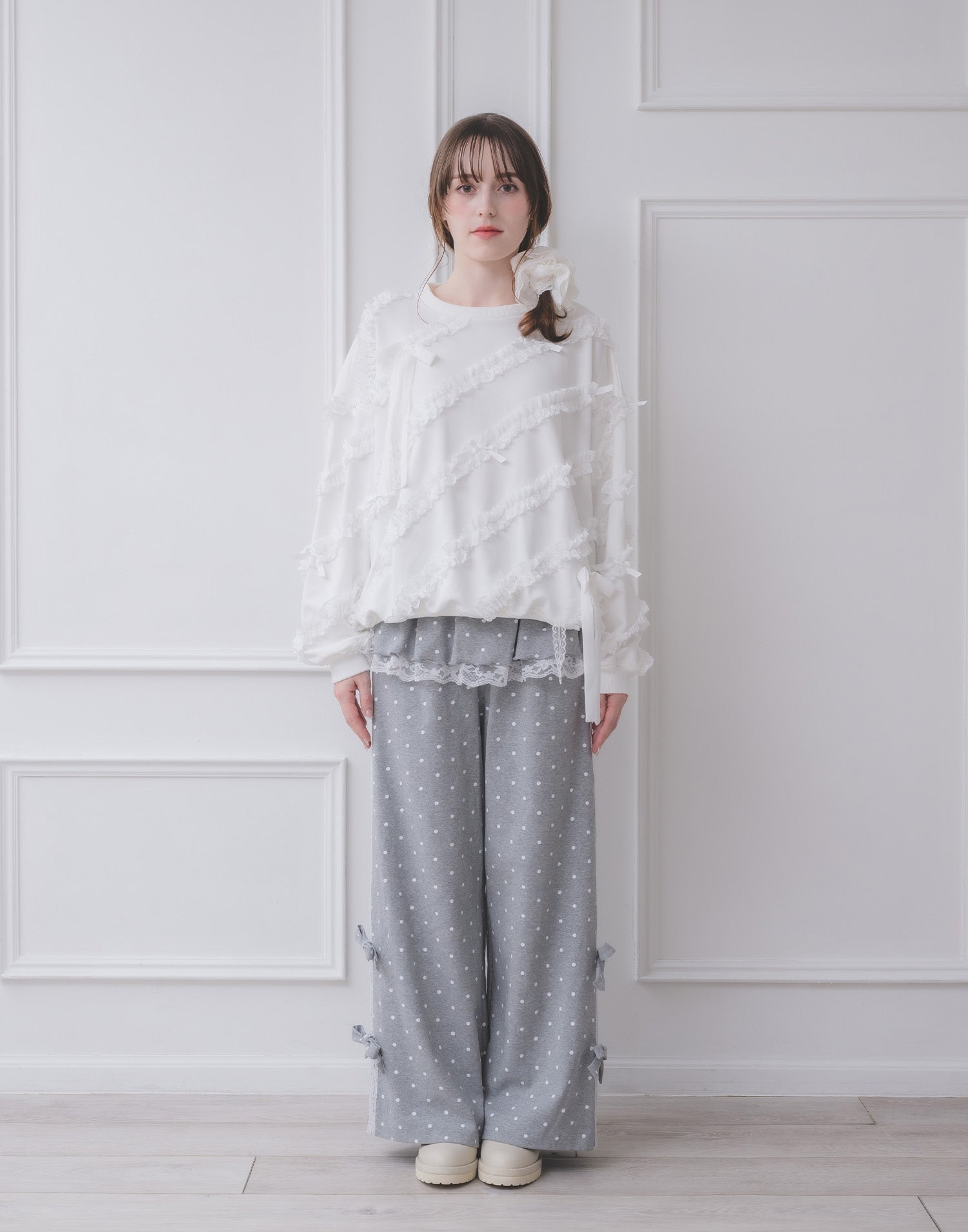 Lolime lacy ribbon sweatshirt