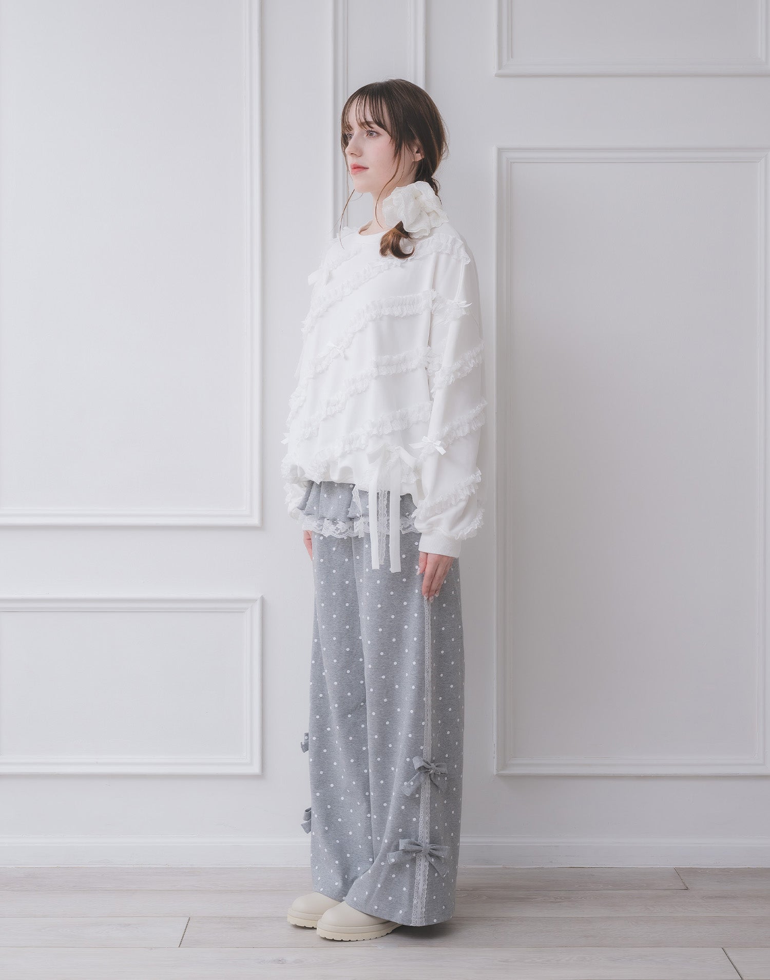 Lolime lacy ribbon sweatshirt