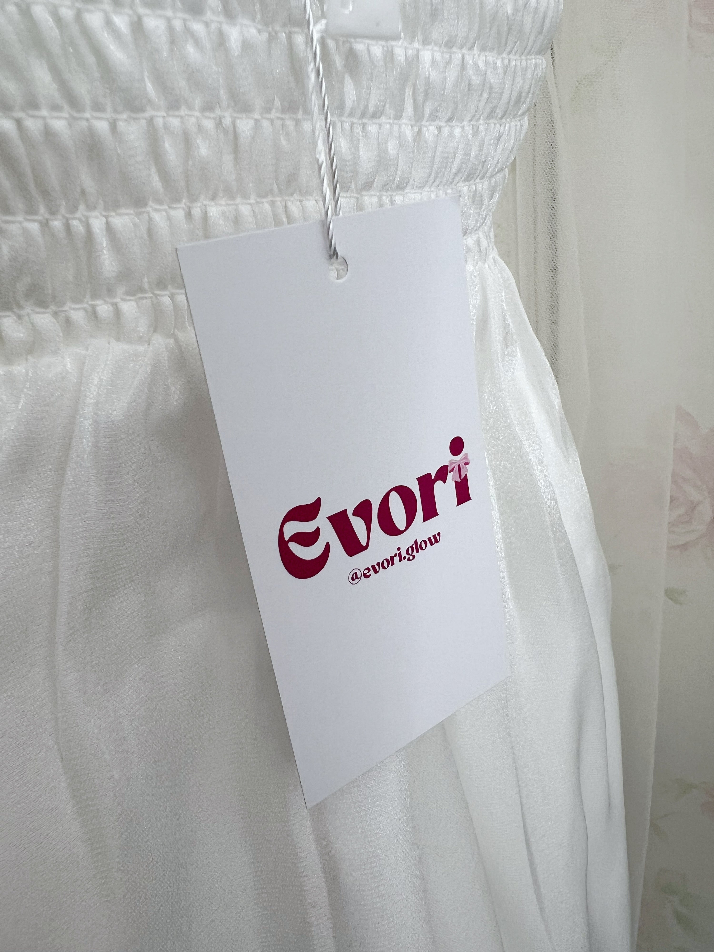 (Pre-order) Evori Glow White Lotus Camisole