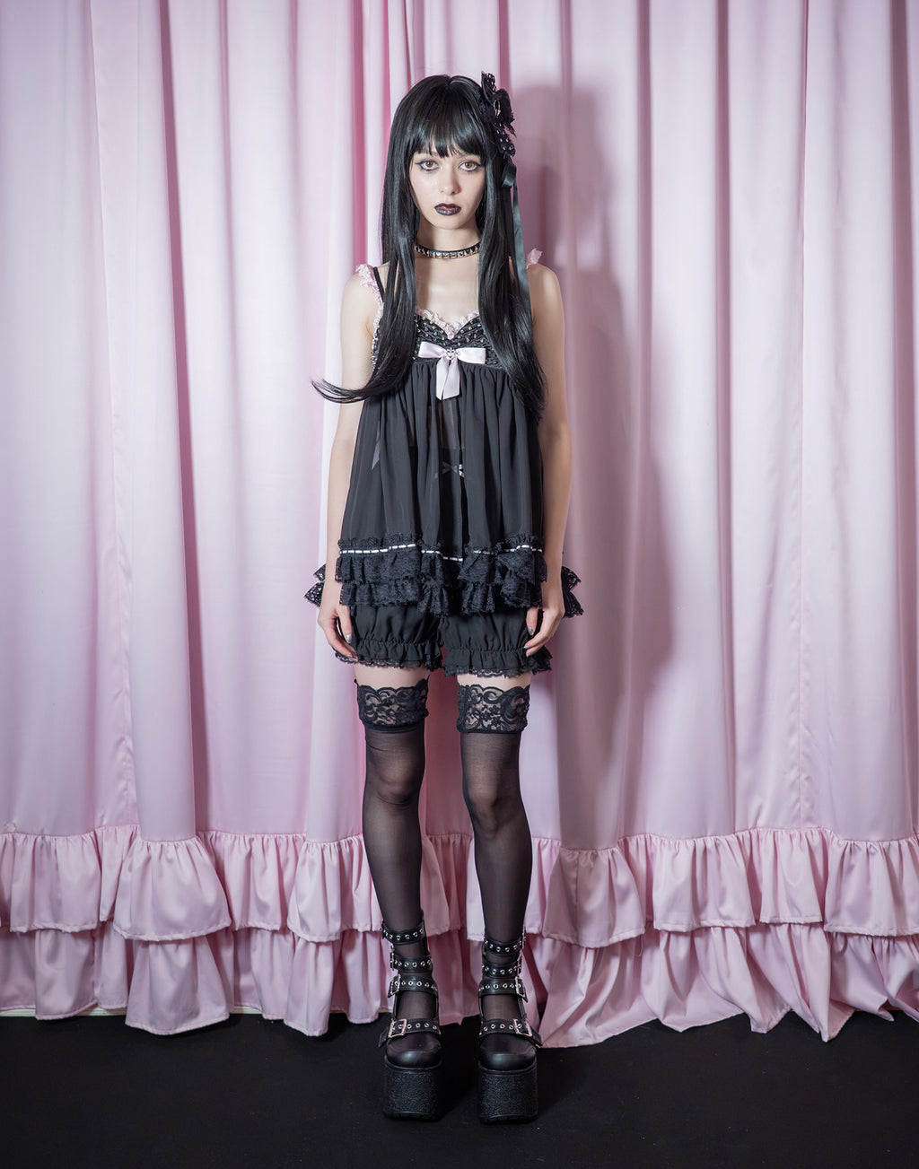 AVENCHUMU Lace & studs babydoll