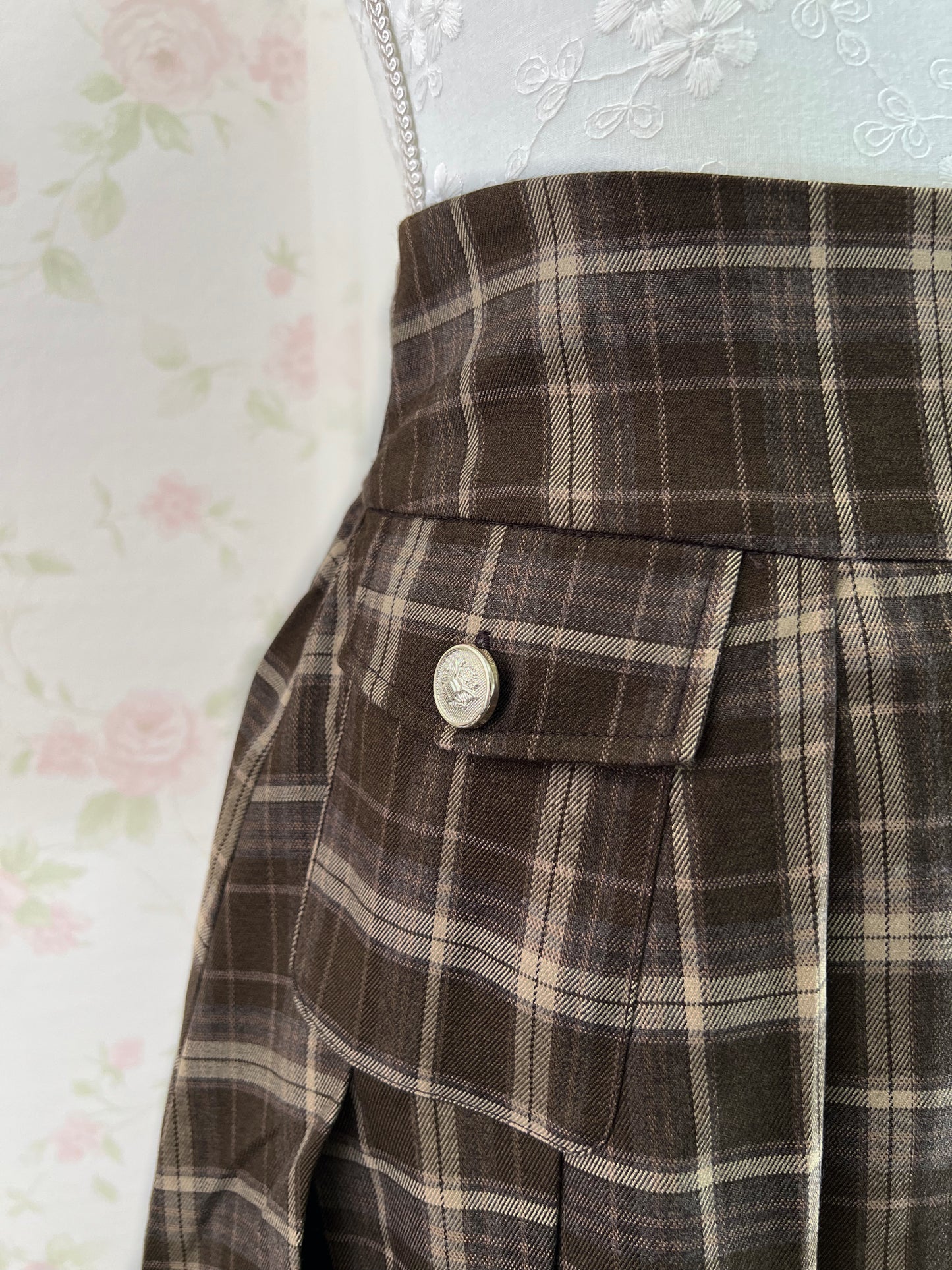 Olive des Olive Pleated Checked Skirt (Chocolate)
