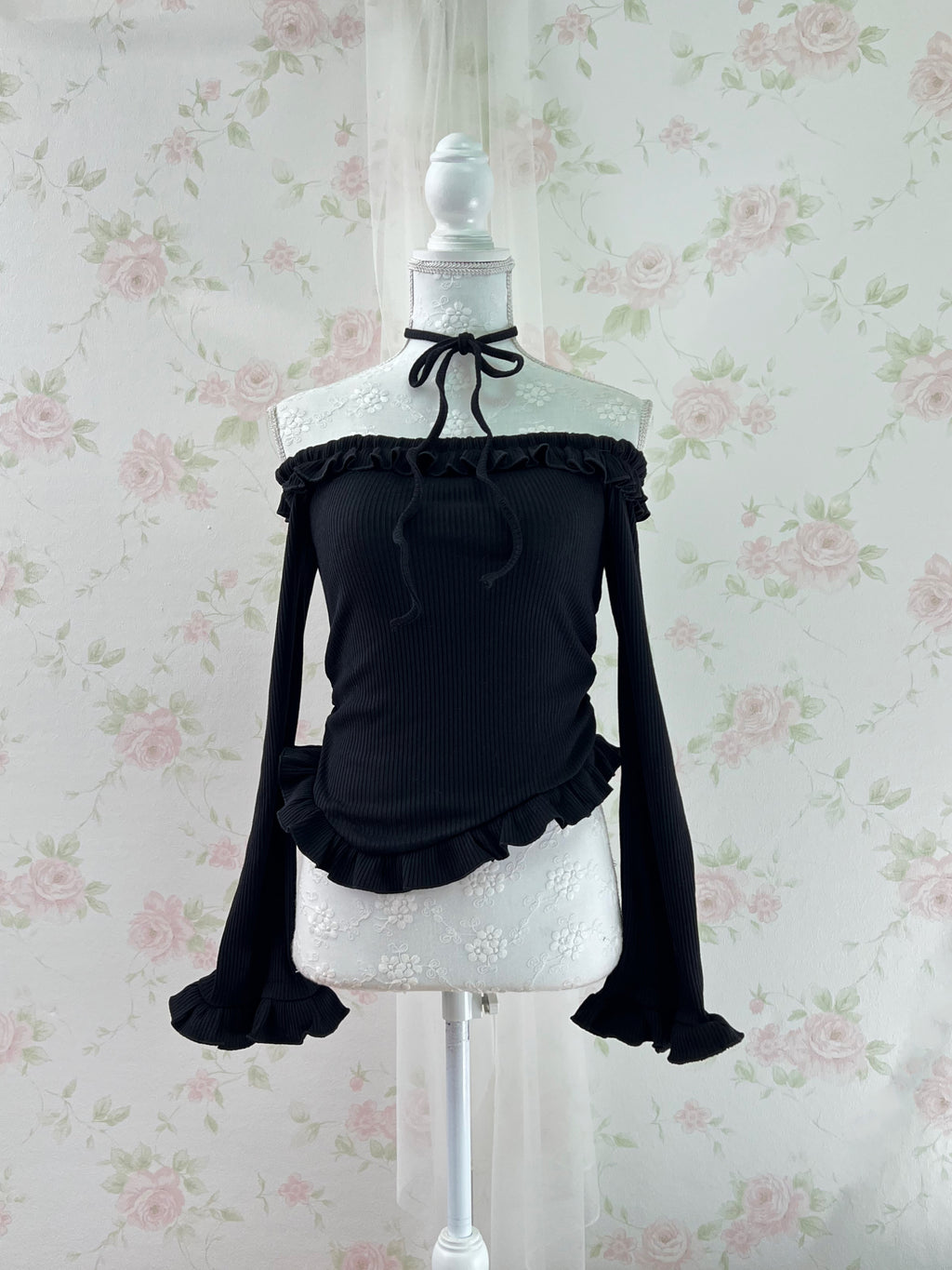 Chocker Asymmetry Ruffled Hem Top (Black)